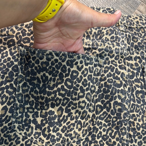 MNG Women's Leopard Print Shorts, Sise - Picture 4 of 9